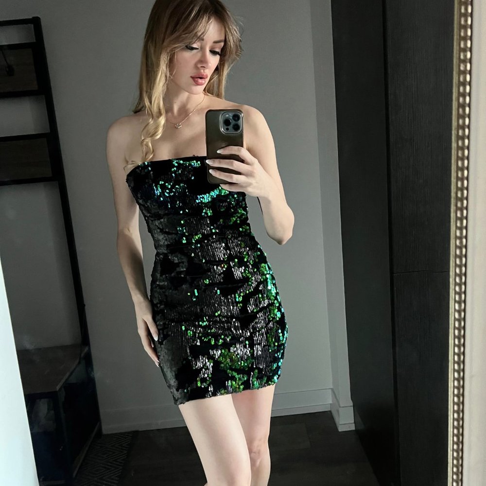 Stunning Mermaid Dress with Reversible Sequins